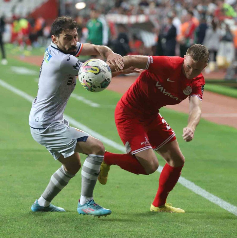 Spor Toto Süper Lig: Fta Antalyaspor: 0 - Medipol Başakşehir: 0 (maç Sonucu)