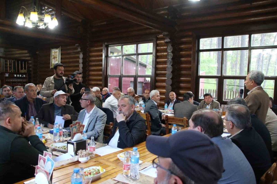 Muhtarlarla İstişare Ve Değerlendirme Toplantısı Yapıldı