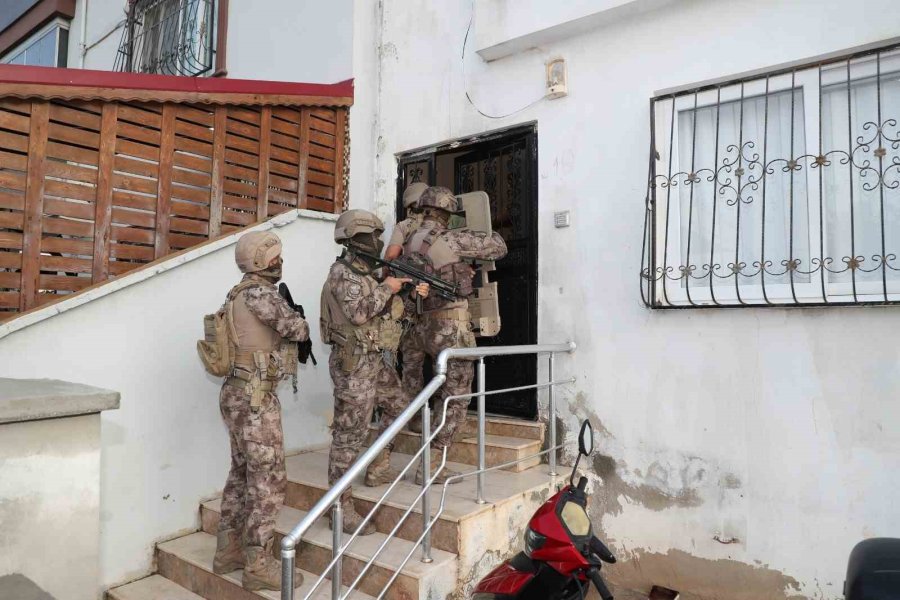 Mersin Merkezli 5 İlde Pkk/kck Operasyonu: 28 Gözaltı Kararı