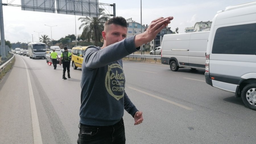 Alkolden Ehliyetini Kaptırdı, Eşinin Otomobilini Kullanırken Yakalandı