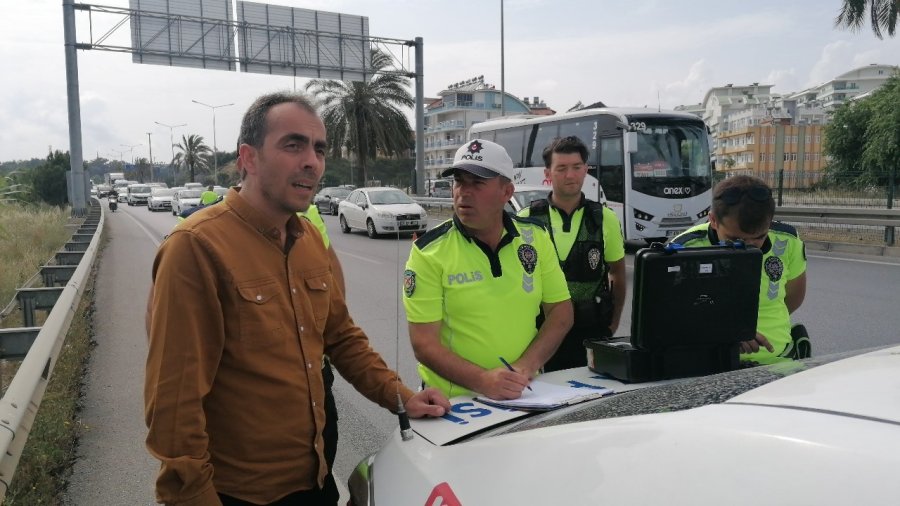 Alkolden Ehliyetini Kaptırdı, Eşinin Otomobilini Kullanırken Yakalandı