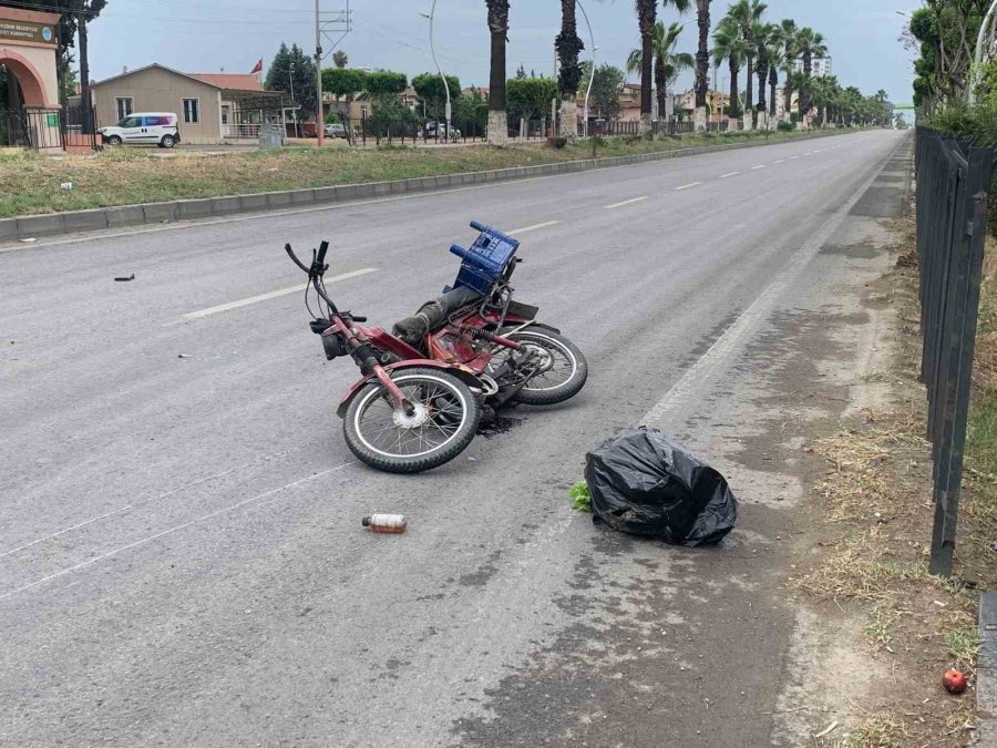 Kask Motosiklet Sürücüsünün Hayatını Kurtardı