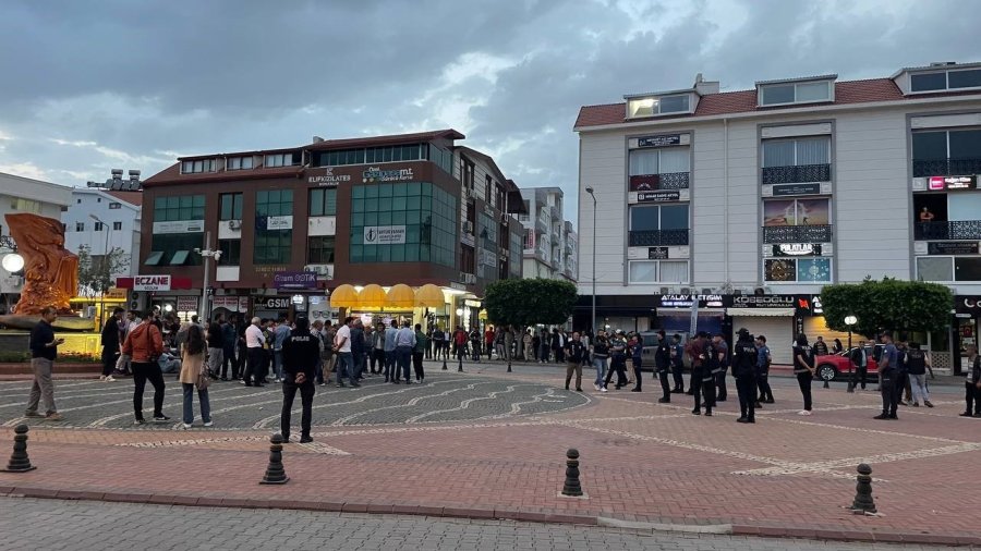 Gazipaşa’da Ak Partili Ve Chp’li Seçmenler Arasında Kutlama Gerginliği