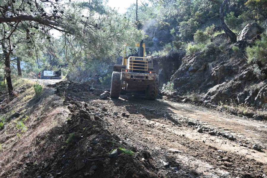 Çalış Tepesi’ne Türk Bayrağı Asıldı