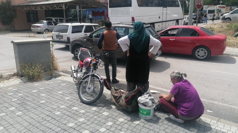 Motosiklet Otomobille Çarpıştı: 1 Yaralı