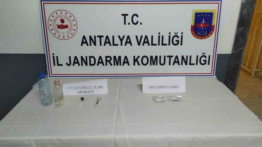 Antalya’da Jandarmadan Uyuşturucu Operasyonları