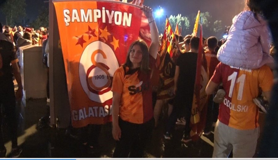 Antalya’da Şampiyonluk Konvoyu