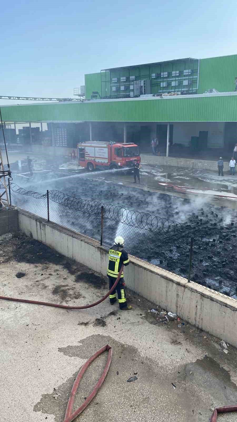 Paketleme Tesisinde Çıkan Yangın Söndürüldü