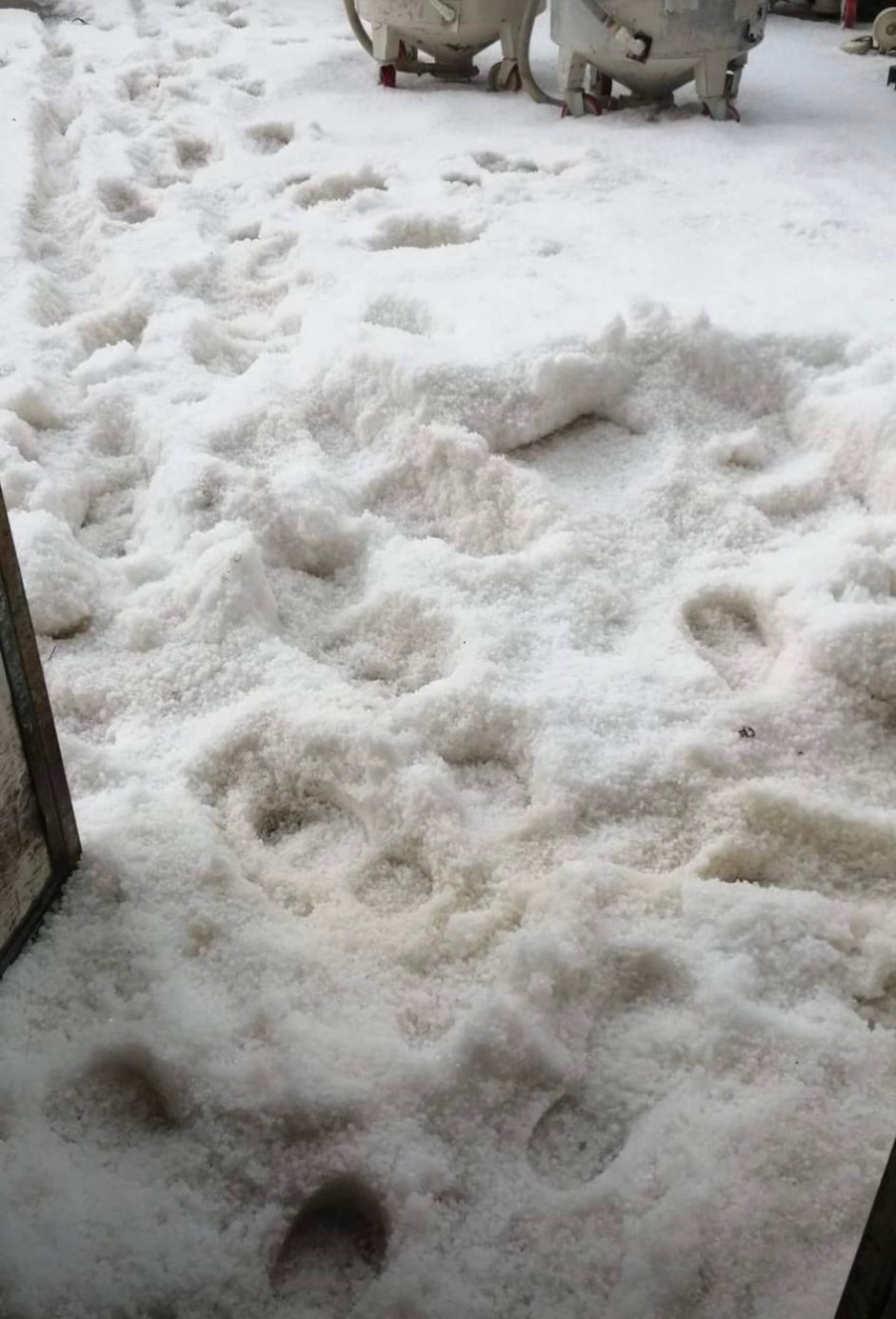 Haziran Ayında Etkili Olan Dolu Yağışı Vatandaşı Hayrete Düşürdü