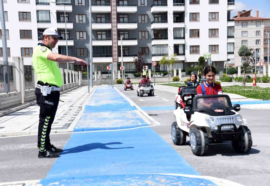 Karatay Trafik Eğitim Parkı’nda Bu Dönemin Eğitimleri Tamamlandı