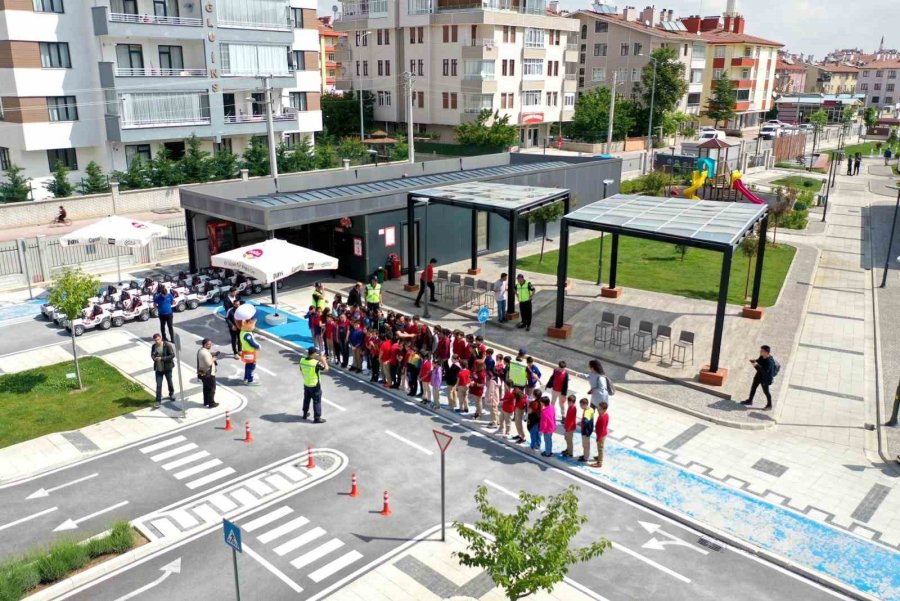 Karatay Trafik Eğitim Parkı’nda Bu Dönemin Eğitimleri Tamamlandı