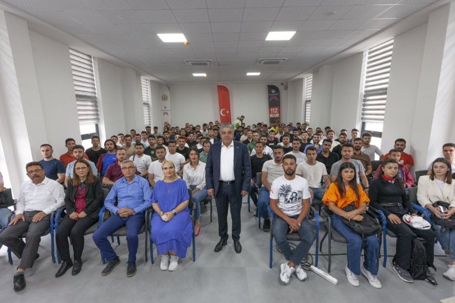 Mersin Büyükşehir Belediyesine 100 İtfaiye Eri Alındı