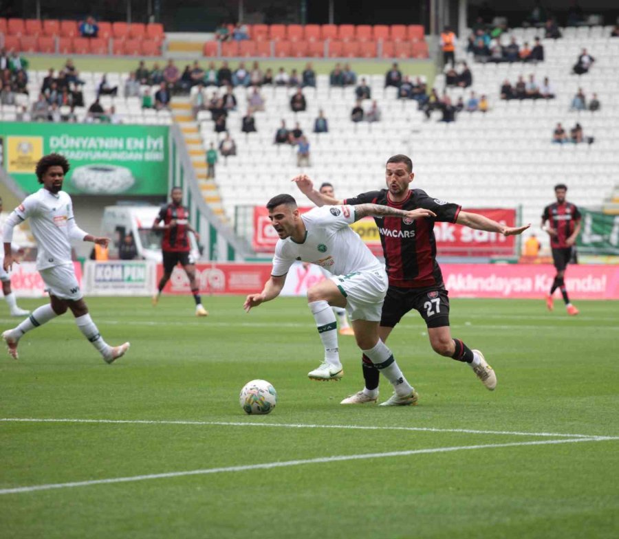 Spor Toto Süper Lig: Konyaspor: 1 - Fatih Karagümrük: 1 (ilk Yarı)