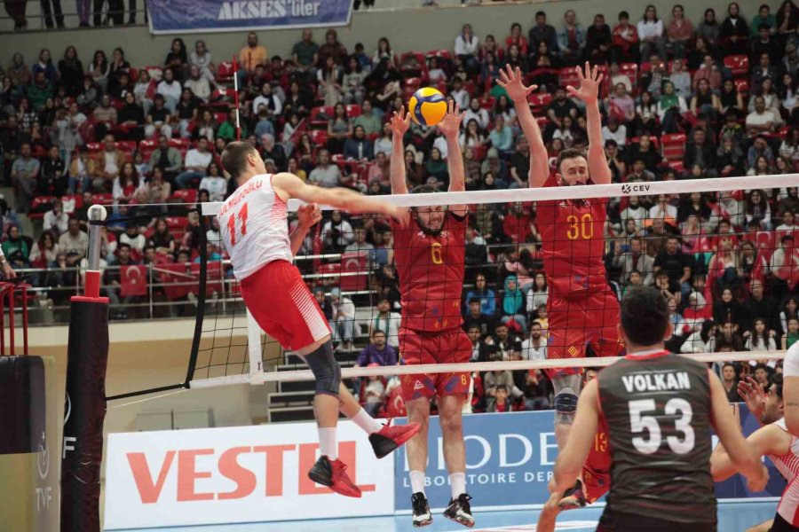 Cev Avrupa Altın Ligi: Türkiye: 2 - Romanya: 3