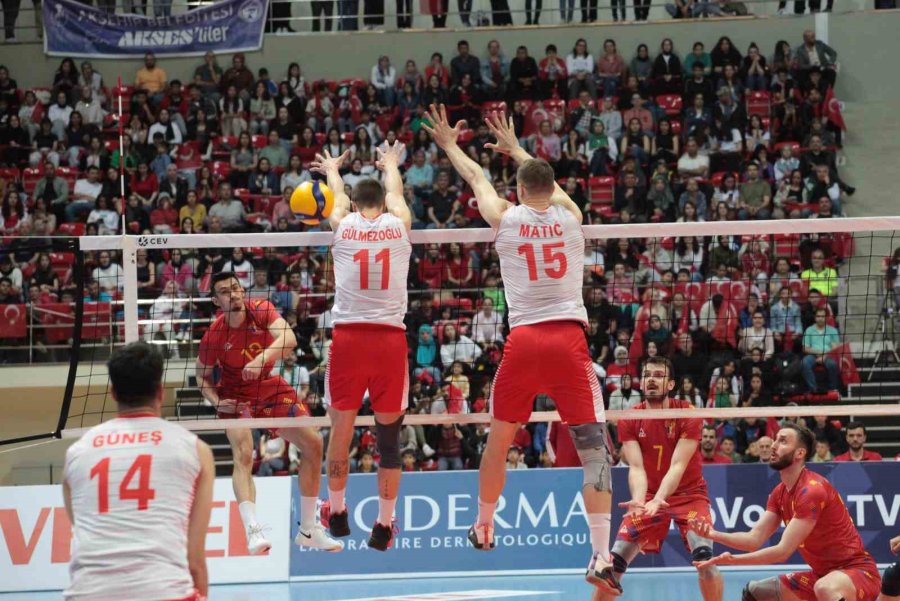 Cev Avrupa Altın Ligi: Türkiye: 2 - Romanya: 3