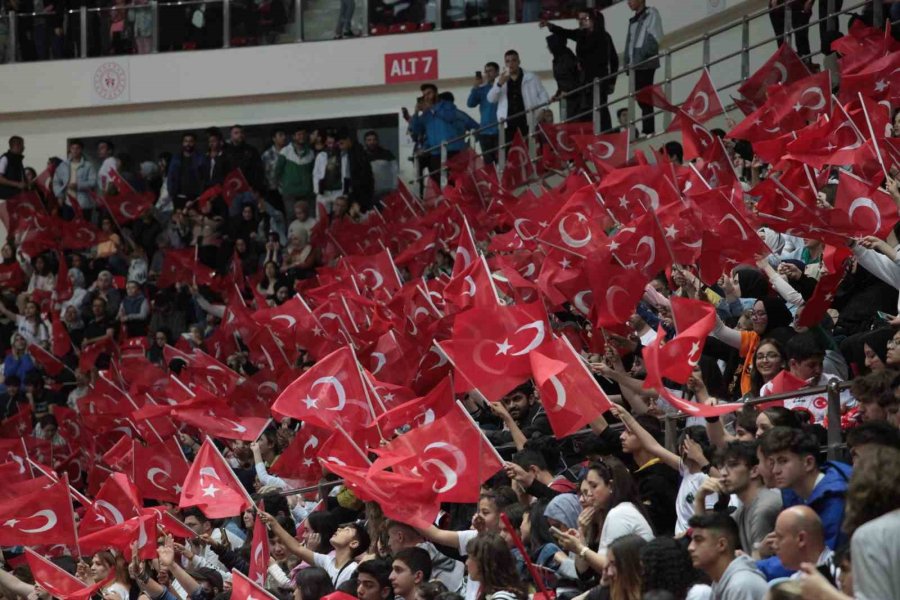 Cev Avrupa Altın Ligi: Türkiye: 2 - Romanya: 3