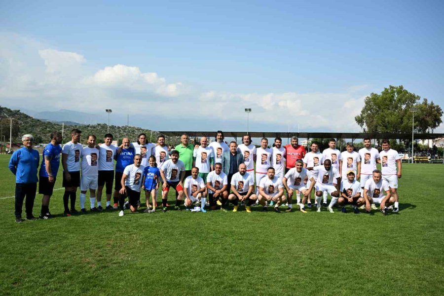 Çiftçi Kupası’nın Başlama Vuruşunu Başkan Böcek Yaptı