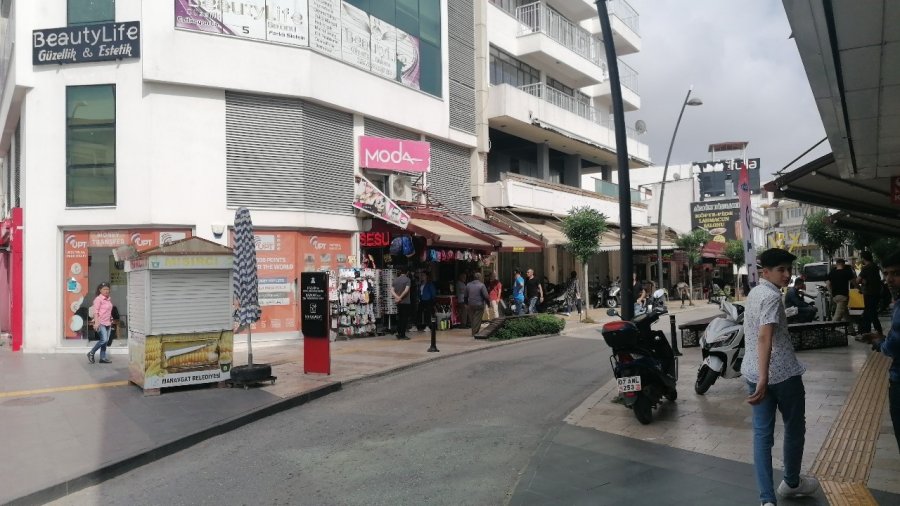 Sosyal Medya Üzerinden Tanıştığı Hemcinsi Hayatını Zindana Çevirdi