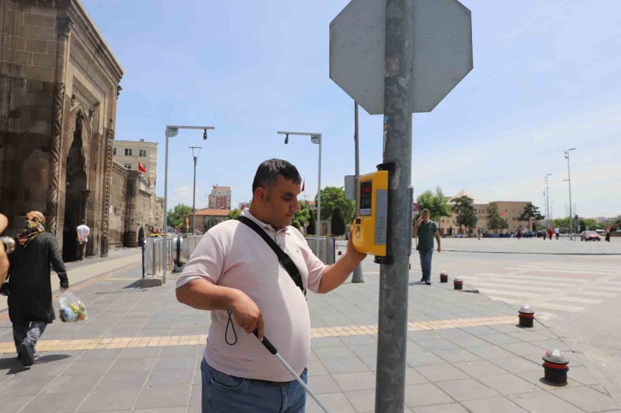 Engelli Vatandaşlar İçin ’erişilebilir Yaya Butonları’