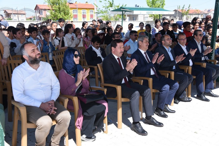 Karatay Belediyesi Kent Konseyi’nden “kitap Okuma Şenliği”