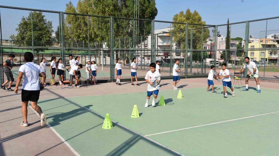 Toroslar Belediyesinden 23 Branşta Yaz Spor Okulu