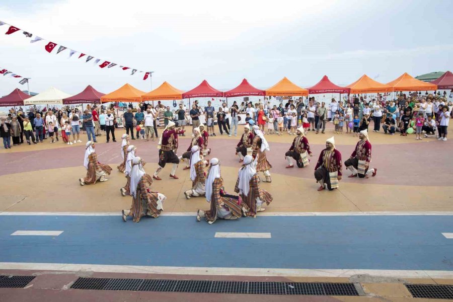 Mersin’de Çevre Ve Çocuk Şenliği Düzenlendi