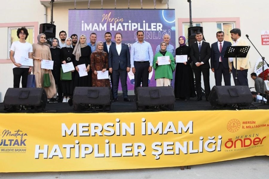 Mersin’de İmam Hatip Şenliği Düzenlendi