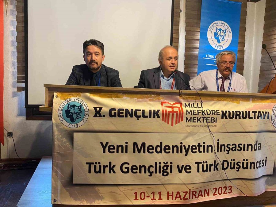 10. Gençlik Kurultayı Sonuç Bildirgesi Açıklandı