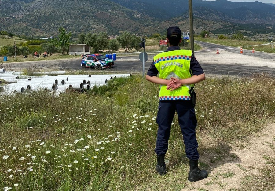 Rallide Güvenlik Tedbirlerini Jandarma Sağladı