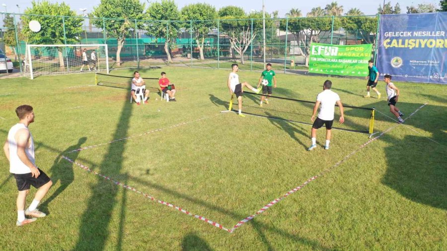 Mersin’de Ayak Tenisi Turnuvası