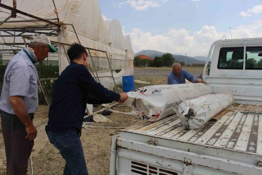 Hortum Ve Dolunun Vurduğu Üreticiye Sera Naylonu Desteği