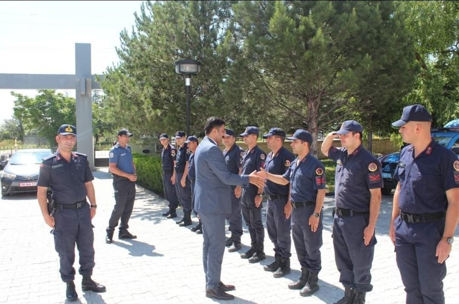 Günyüzü Kaymakamı Arslan’dan İlçe Jandarma Komutanlığına Ziyaret