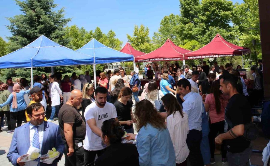 Esogü Depremzede Vatandaşlarımızı Unutmadı