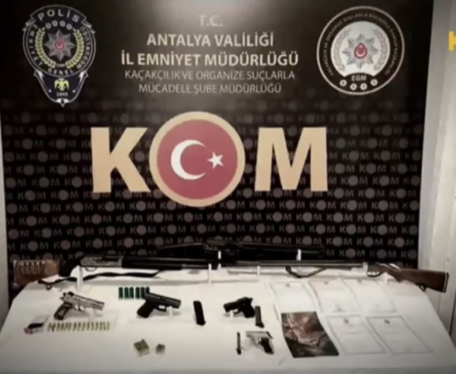 Antalya’da Kamu Arazilerini Kendilerinin Gibi Gösterip Satan 22 Kişi Tutuklandı