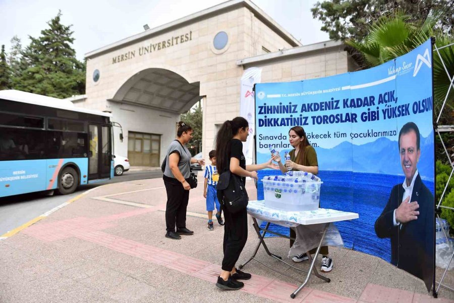 Mersin Büyükşehir Belediyesi Yks’ye Giren Öğrencileri Yalnız Bırakmadı