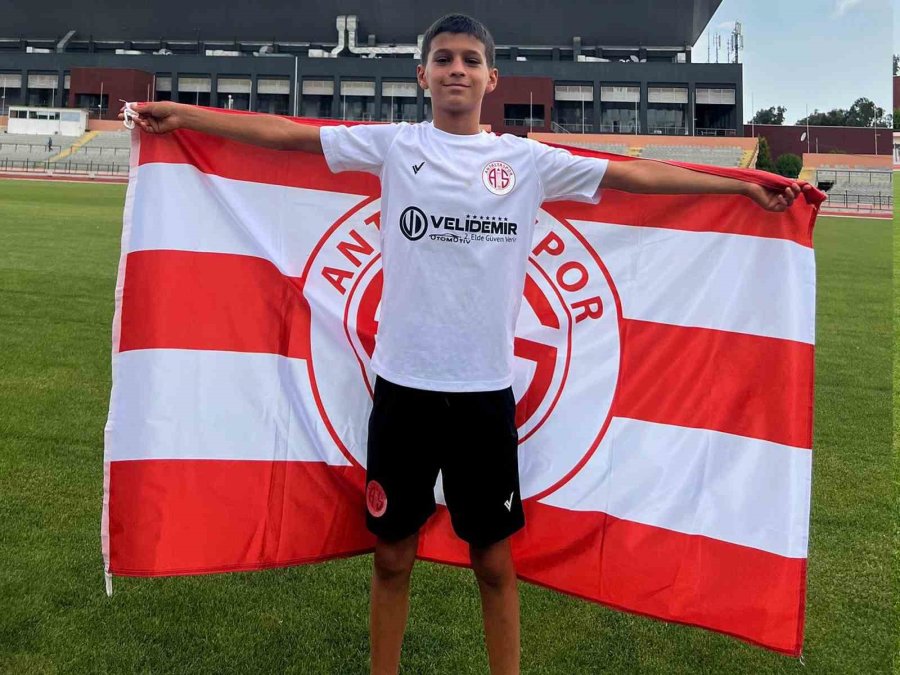 Antalyaspor Atletleri Fırtına Gibi Esti