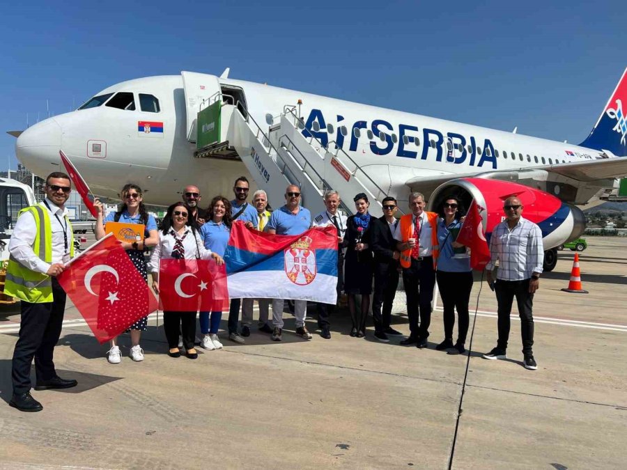 Yılın İlk Sırp Turist Kafilesi Gazipaşa-alanya Havalimanı’na Geldi