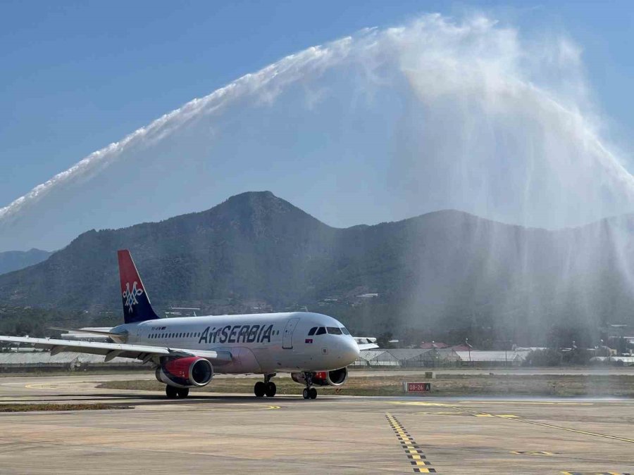 Yılın İlk Sırp Turist Kafilesi Gazipaşa-alanya Havalimanı’na Geldi