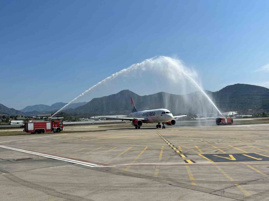 Yılın İlk Sırp Turist Kafilesi Gazipaşa-alanya Havalimanı’na Geldi