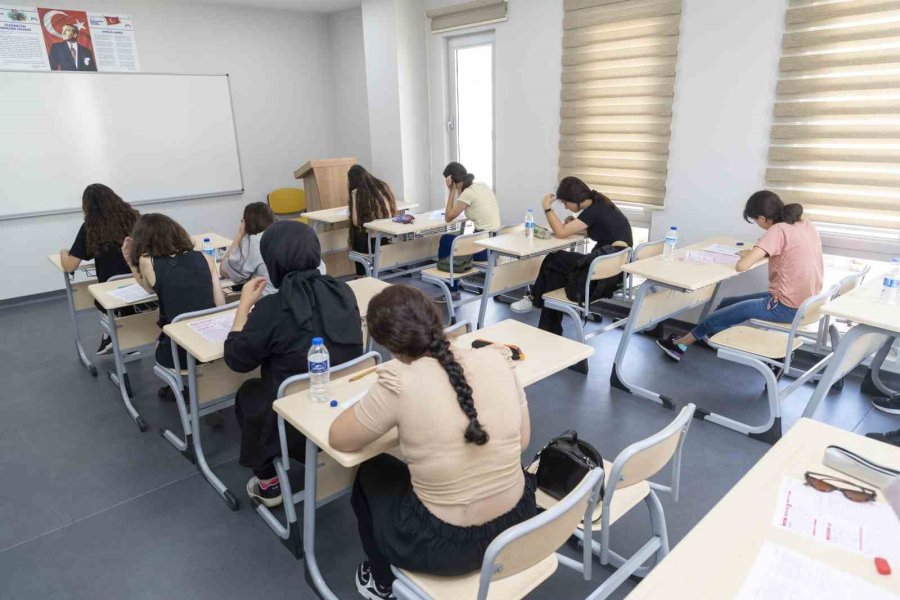 Mersin’deki Kurs Merkezlerine Yks Hazırlık Ön Kayıtları Başladı