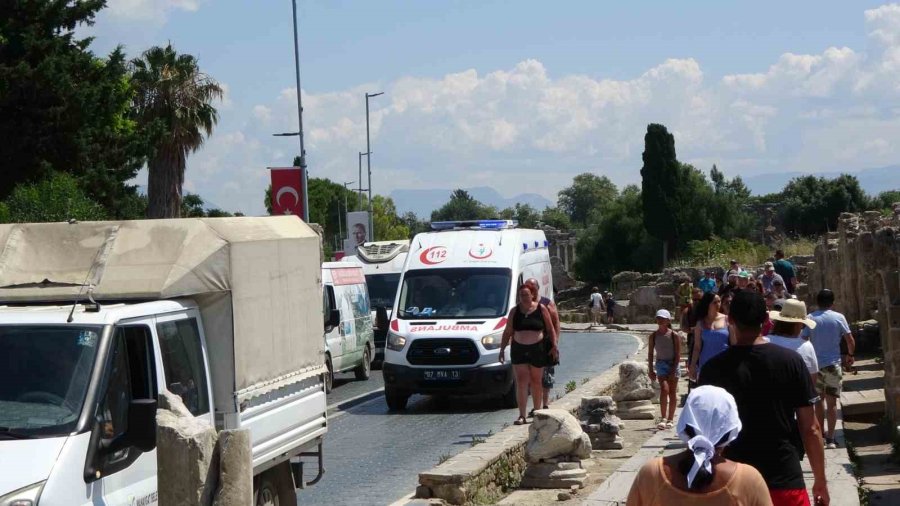 Side Antik Kenti’nde Eylem Yaptılar, Ambulansa Bile Yol Vermediler