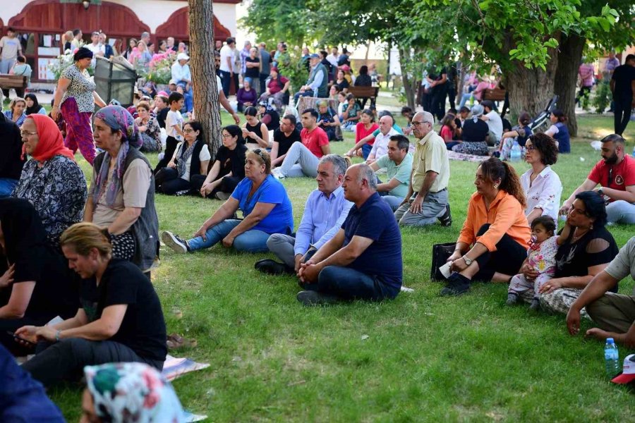 Başkan Esen: "toplumumuzun Değerlerine Sahip Çıkmaya Devam Edeceğiz"