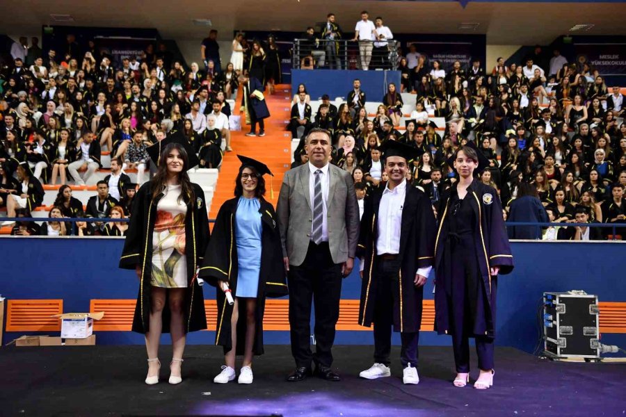 Mersin’de ’yaz Dostum’ Konserleri