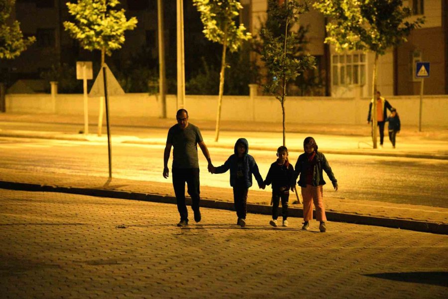 Başkan Altay "güle Oynaya Camiye Gel Projesi"nde Çocukların Sabah Namazı Heyecanına Ortak Oldu