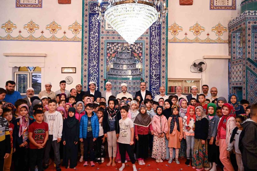 Başkan Altay "güle Oynaya Camiye Gel Projesi"nde Çocukların Sabah Namazı Heyecanına Ortak Oldu