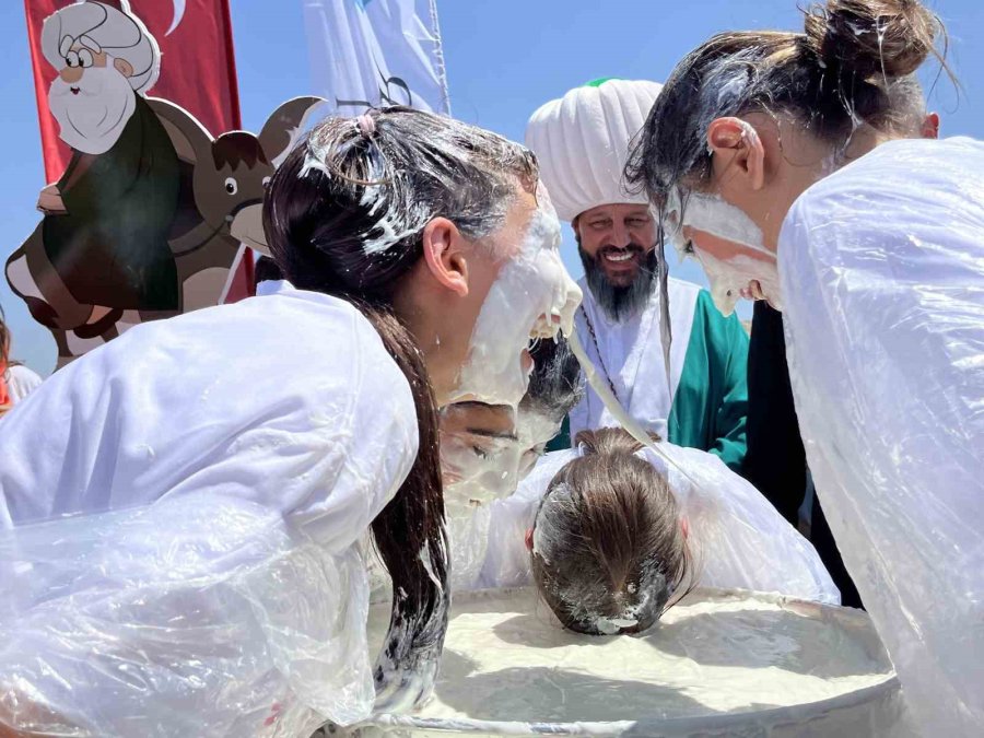 Uluslararası Nasreddin Hoca Kültür Ve Sanat Festivali Göle Çalınan Maya İle Başladı