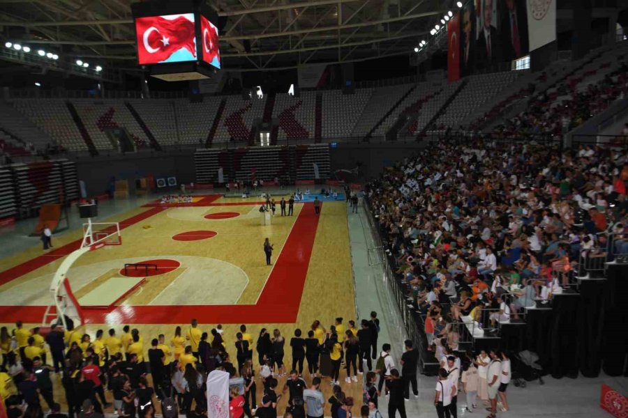 Antalya Spor Okulları Törenle Açıldı