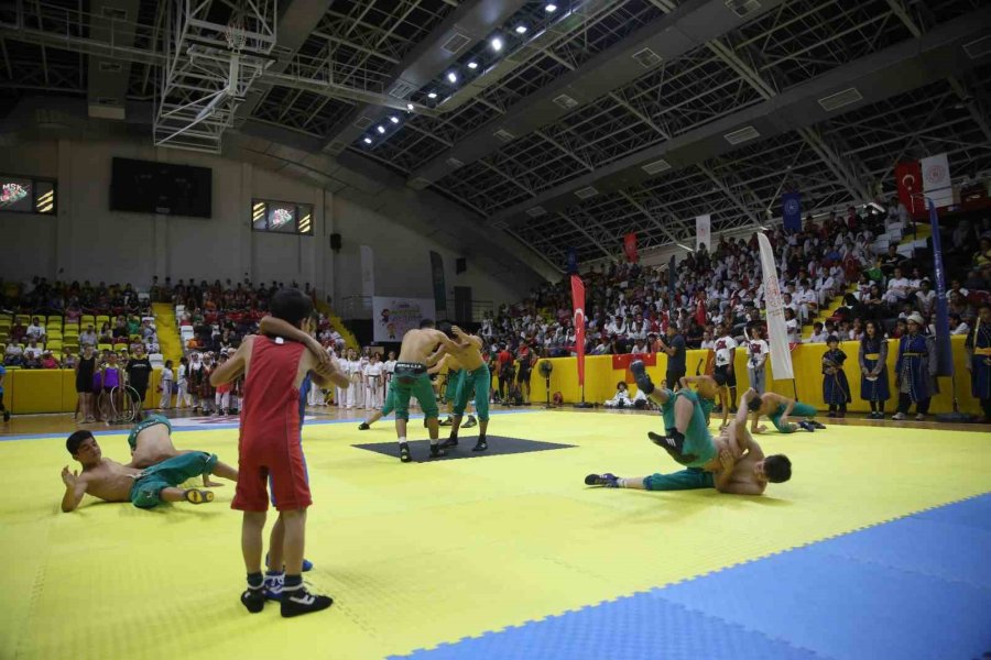 Mersin’de Spor Okulları Ve Engelsiz Spor Okullarının Açılışı Yapıldı