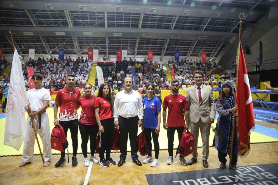 Mersin’de Spor Okulları Ve Engelsiz Spor Okullarının Açılışı Yapıldı