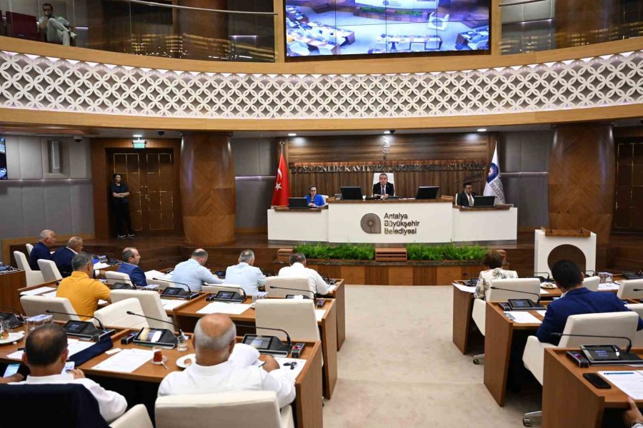 Başkan Böcek:“toplu Ulaşımın Belediye Eliyle Yapılması Gerek”